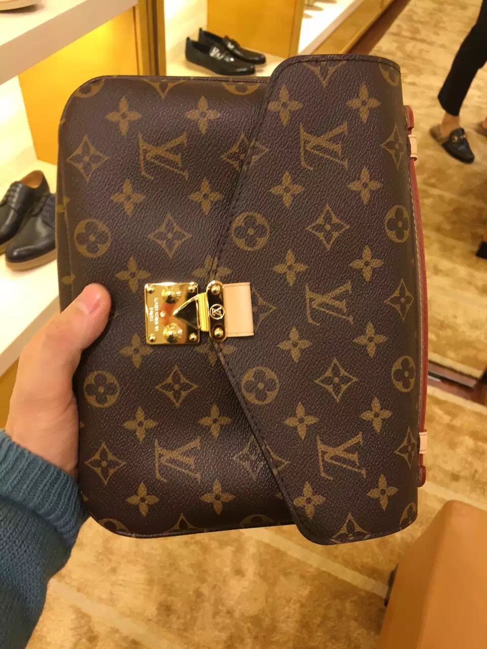 Real Louis Vuitton Monogram Pochette Metis Bag M40780